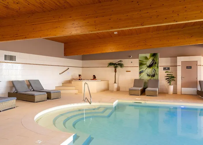 Le Val Moret Hotel Restaurant Et Spa